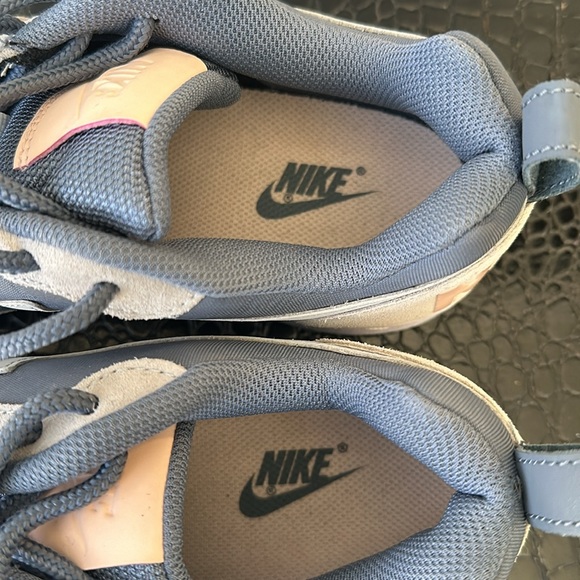 Women’s Nike Court Borough Premium Low ‘Armory Blue’ Sneaker SZ 8 - Picture 5 of 5